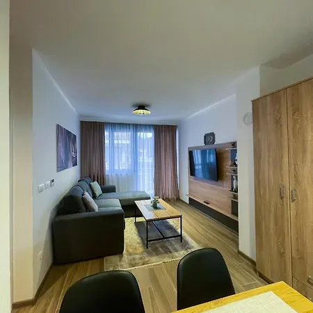 Maksim Ravna Planina Apartamento